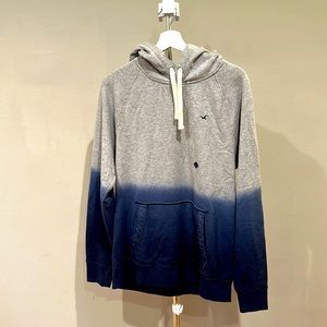 New hollister hoodie never worn